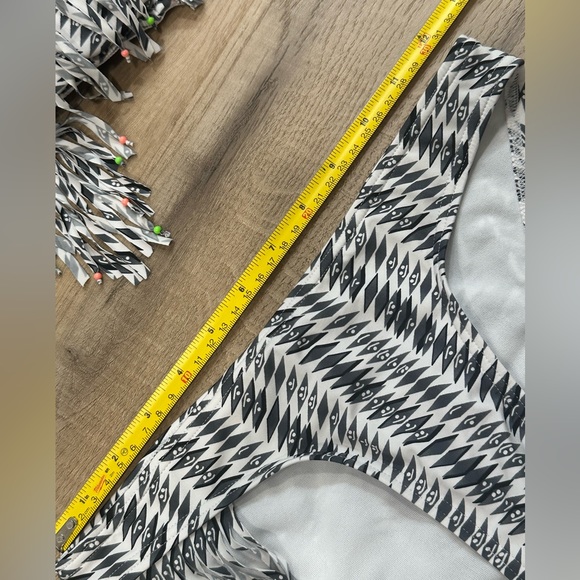 La vie en rose chevron bikini with fringe and scrunch bum - Picture 4 of 9